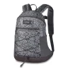 Dakine Rugzak WNDR (18L) Petal Maze> Zakken & Tassen