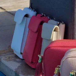 GSM-zakje en portemonee in leder> Kleding|Cadeautip