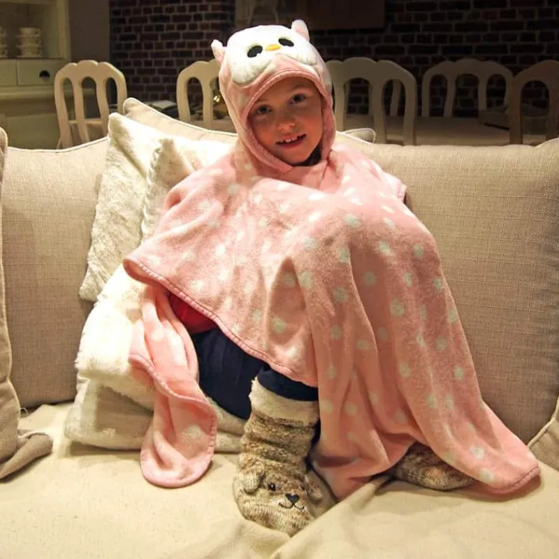 Poncho met kap Uil – roze> Kleding