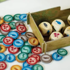 999 Games Wingspan><noscript><img width=